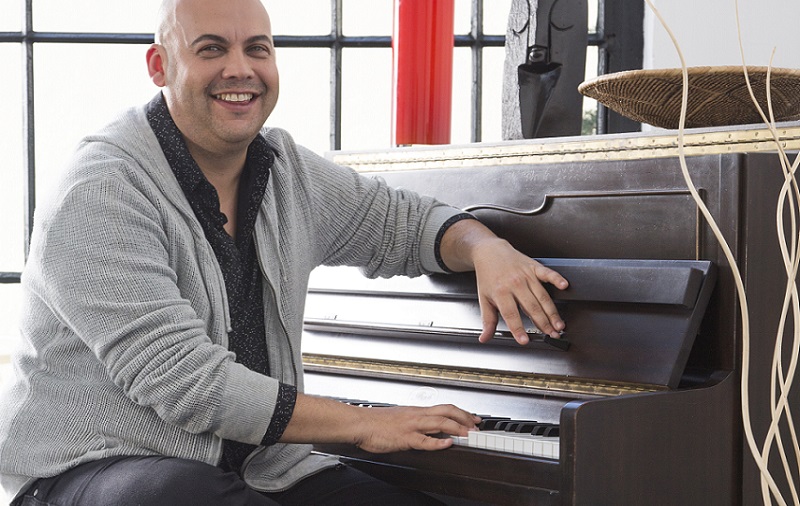 cape town doctor sings oncologist marc hendricks 