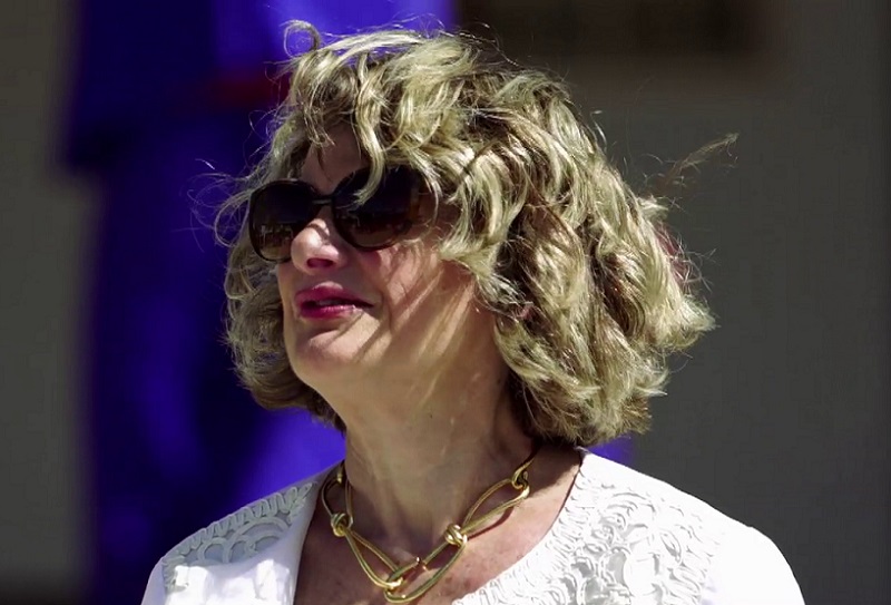 play your part Lainey Traquesser